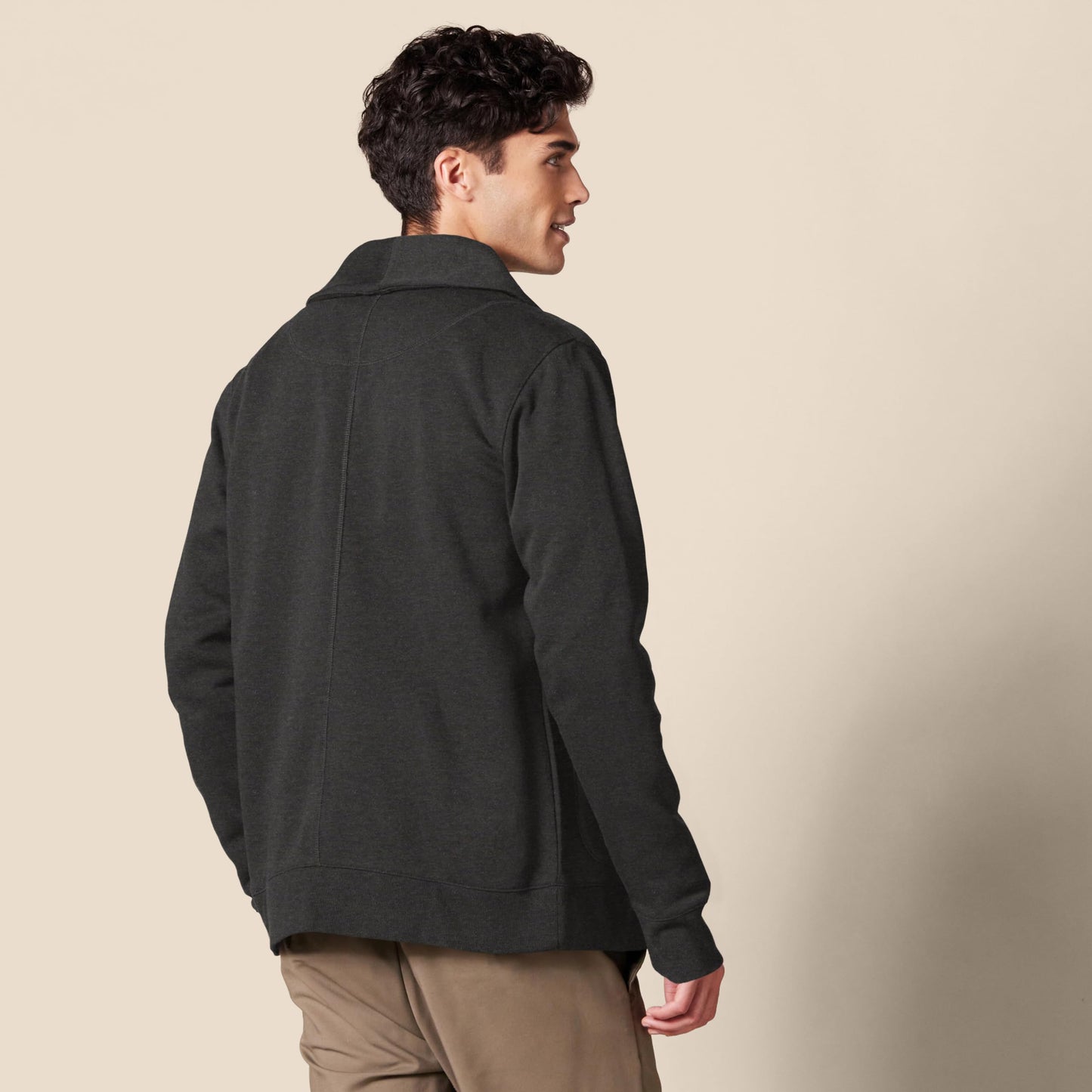 Amazon Essentials Men's Long-Sleeve Fleece Shawl-Collar Cardigan