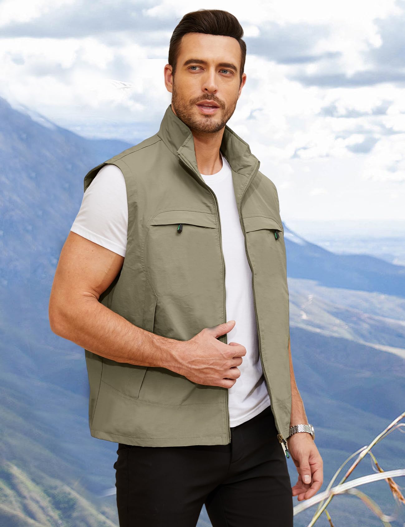 Gihuo Mens Casual Lightweight Travel Vest Summer Utility Safari Vest Sleeveless Jackets for Travel Hiking Fishing